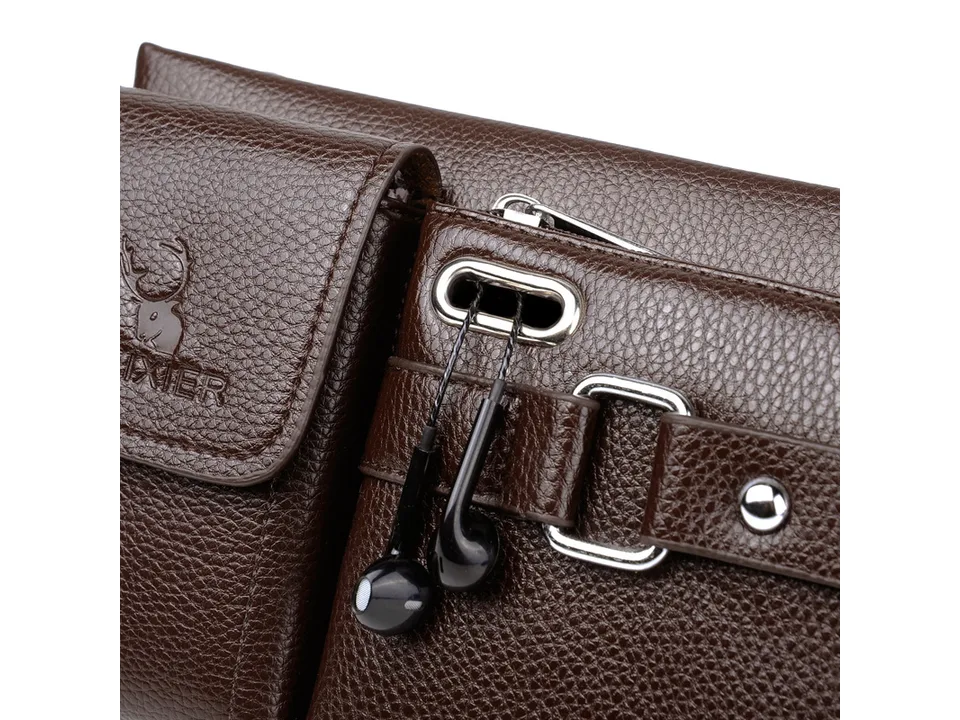 Close-up of the headphone cable port on the bag