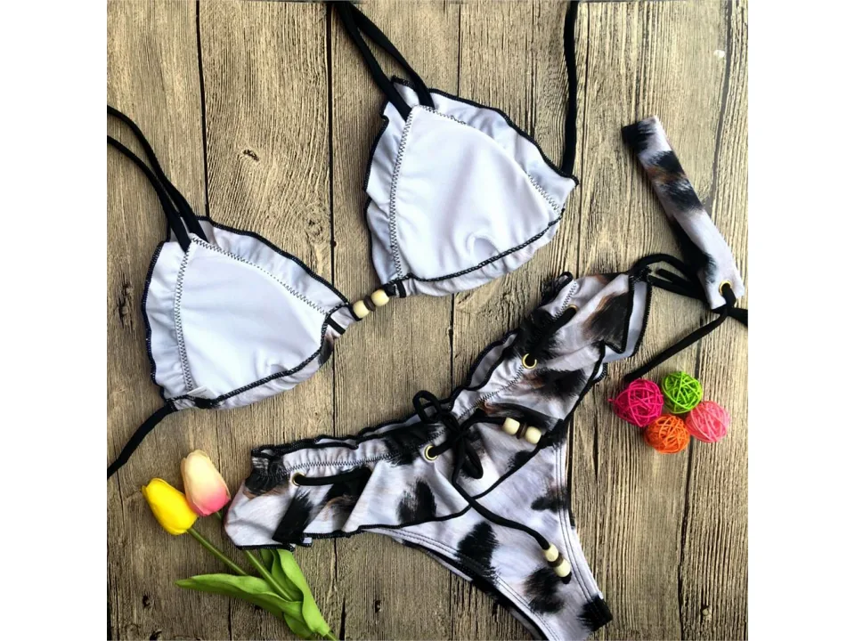 Back view of the leopard print bikini set showing the inner lining and construction.